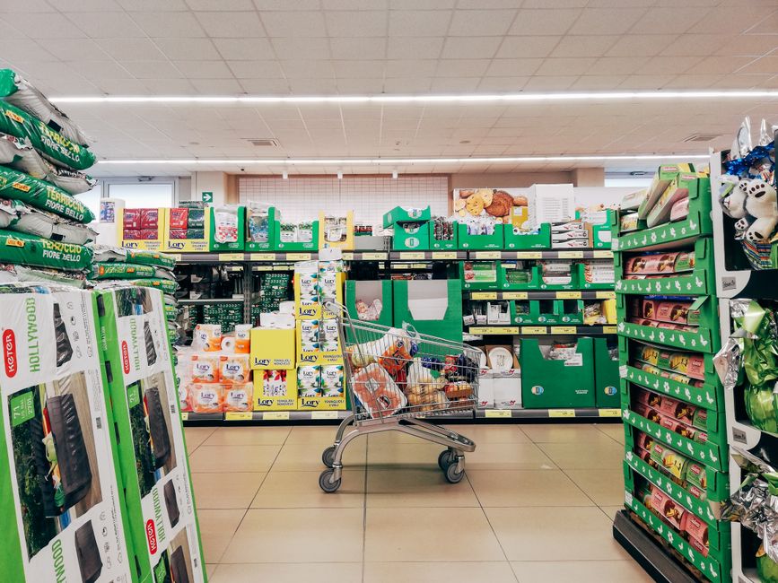 Dlaczego inflacja może spaść, a ceny w sklepach nie? Dlaczego inflacja może spaść, a ceny w sklepach nie?