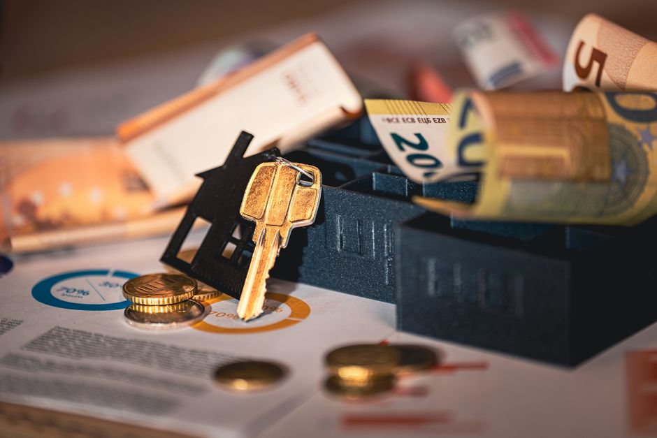 Mieszkanie kontra wynajem – kiedy matematycznie wygrywa jedno, a kiedy drugie? Mieszkanie kontra wynajem – kiedy matematycznie wygrywa jedno, a kiedy drugie?