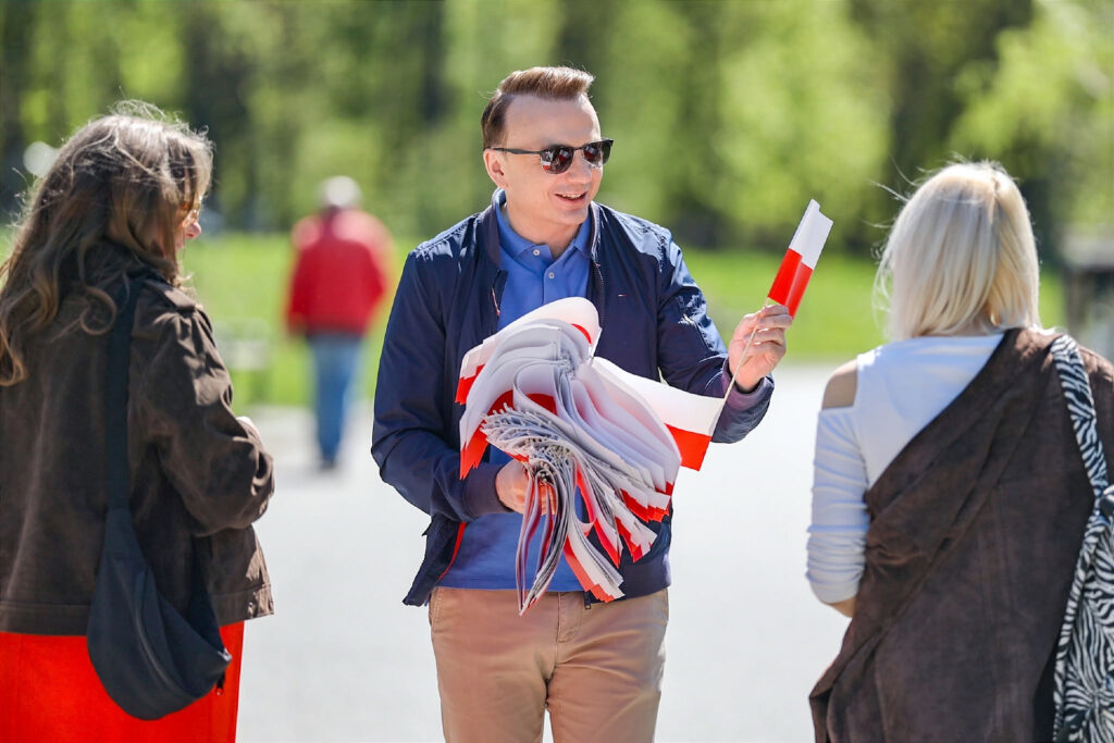 Niejasności w oświadczeniach majątkowych Łukasza Gibały: Kontrowersje wokół liczby nieruchomości Niejasności w oświadczeniach majątkowych Łukasza Gibały: Kontrowersje wokół liczby nieruchomości