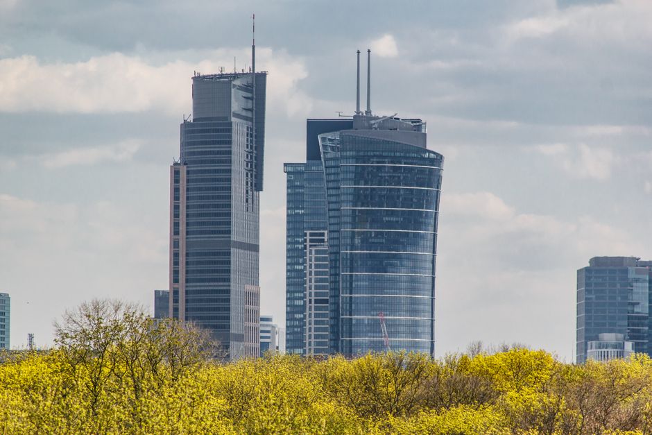 Wielka transakcja na rynku biurowym. Ghelamco sprzedaje wieżowiec za ponad miliard złotych Wielka transakcja na rynku biurowym. Ghelamco sprzedaje wieżowiec za ponad miliard złotych